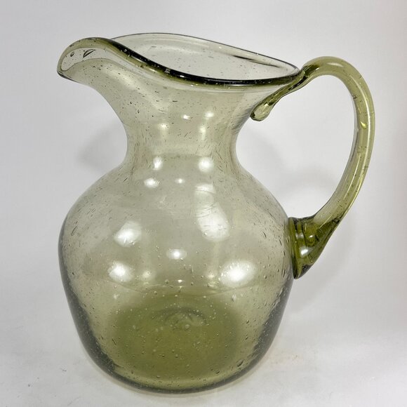 Jamestown Glasshouse VA Hand Blown Green Glass Pitcher Heart Spout USA 40oz - Picture 1 of 16